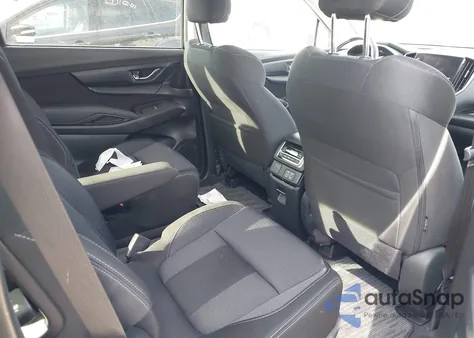 2025 Subaru Ascent Premium 7-Passenger z USA, uszkodzony, nr VIN 4S4WMADD3S3422097